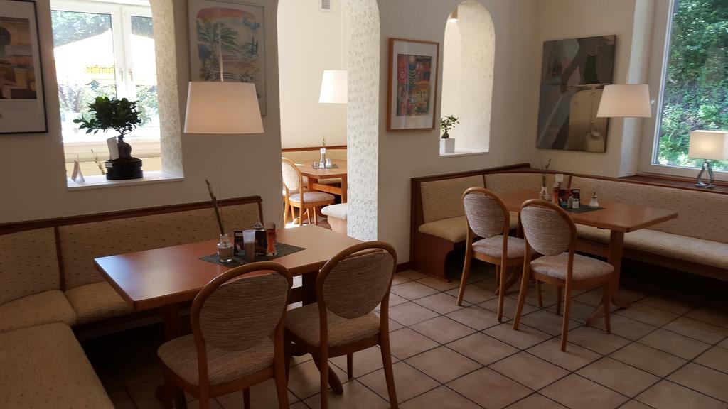 Hotel Bergische Schweiz Velbert Eksteriør bilde