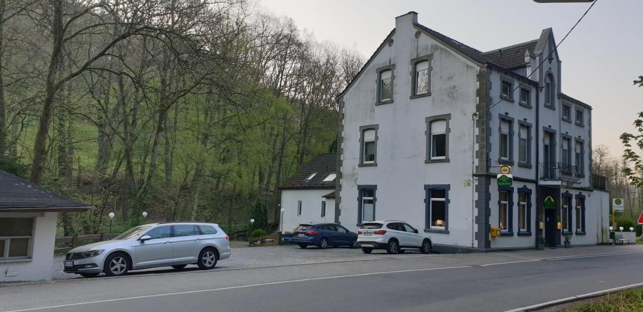 Hotel Bergische Schweiz Velbert Eksteriør bilde